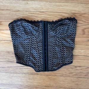 Black/tan corset
